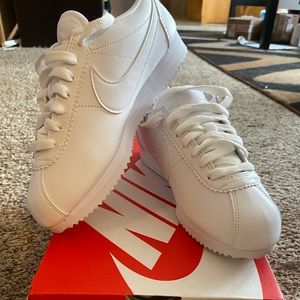 Brand New Women’s 6.5 Nike Cortez